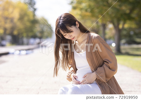 Image of maternity / pregnant woman Image of maternity / pregnant woman 72919950