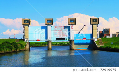 Scenery of Iwabuchi Water Gate (Blue Water Gate) in Shimo, Kita-ku, Tokyo Scenery of Iwabuchi Water Gate (Blue Water Gate) in Shimo, Kita-ku, Tokyo 72919975