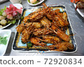 Shrimp head grilled with butter 72920834