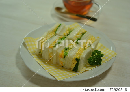 Sandwich 72920848