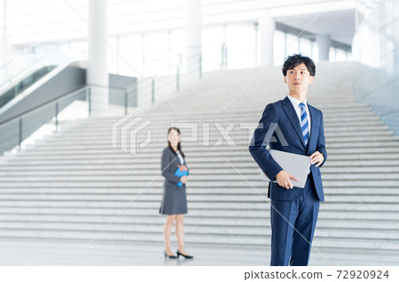 Young businessman in the office Young businessman in the office 72920924