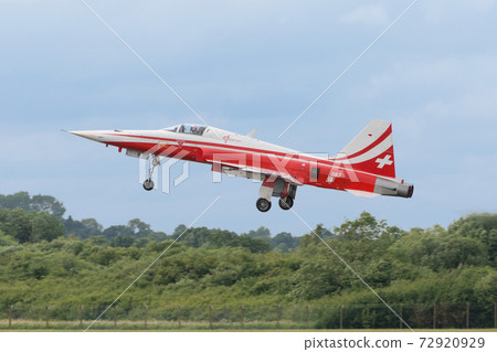 瑞士空軍Patruille瑞士起飛 瑞士空軍Patruille瑞士起飛 72920929