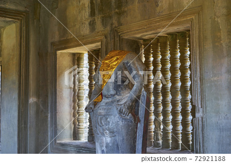 Cambodia ruins Angkor world heritage 72921188