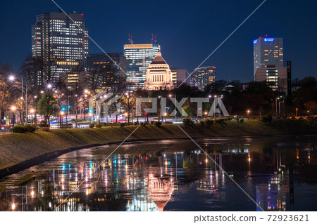 《Tokyo》 Night view of the Diet Building, Nagatacho 72923621