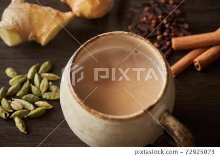 Chai and spice 72925073
