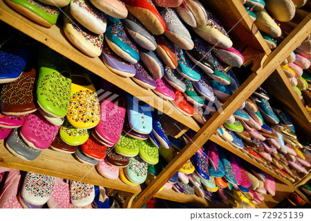 Moroccan souvenirs (babouche) Moroccan souvenirs (babouche) 72925139