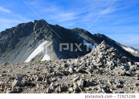 內置助手curl立山三山徒步 72925286