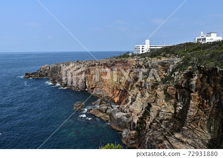 來自三面牆 來自三面牆 72931880