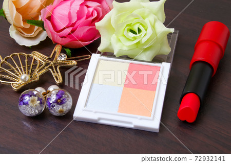 化妝品,化妝品,口紅,粉底,嘴唇,髮夾,配件,髮飾,時尚 化妝品,化妝品,口紅,粉底,嘴唇,髮夾,配件,髮飾,時尚 72932141