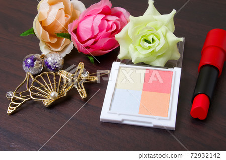 Cosmetics, cosmetics, lipsticks, foundations, lips, hairpins, accessories, hair ornaments, fashion 72932142