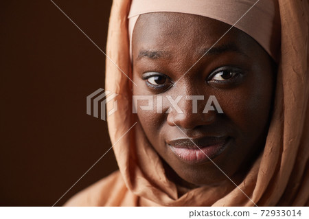 Ethnic Beauty of African Woman 72933014