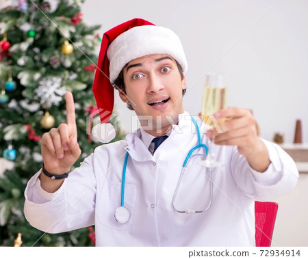 Doctor on the shift on christmas eve 72934914