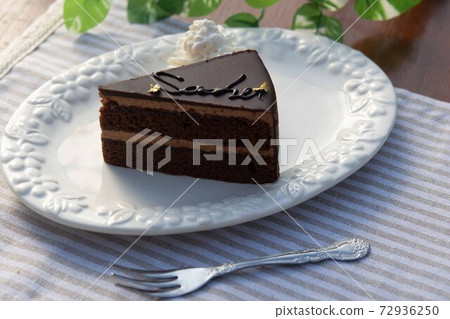 Sachertorte 72936250