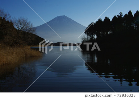 Tanuki湖和富士山 Tanuki湖和富士山 72936323