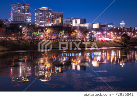 《Tokyo》 Night view of Tokyo business district, Chiyoda-ku 72936841