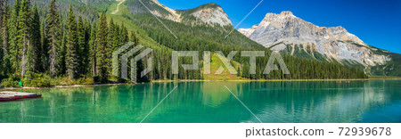 Emerald Lake panorama view in summer sunny day with Michael Peak Mountain in the background. Yoho National Park, Canadian Rockies, British Columbia, Canada. 72939678