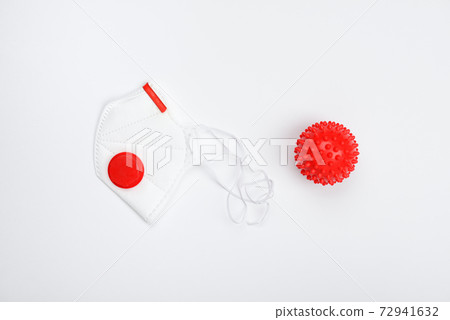 Disposable Particulate Valved Respirator FFP3. Protection against Covid-19, particles, gases. Fine dust medical mask FFP 3 with breathing valve 72941632