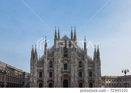 意大利米蘭大教堂 72945101