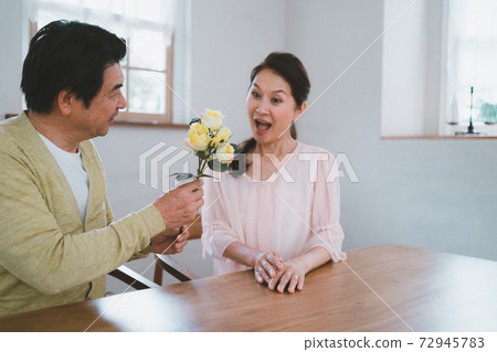 Wedding anniversary, mature couple Wedding anniversary, mature couple 72945783