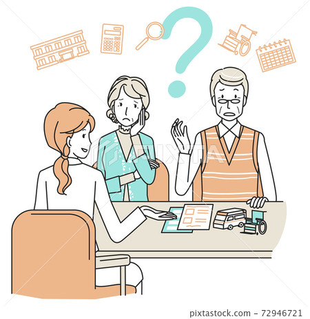 Senior couple having face-to-face consultation 72946721