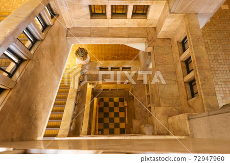 Inside view of Nagoya City Hall <Nagoya City, Aichi Prefecture> 72947960