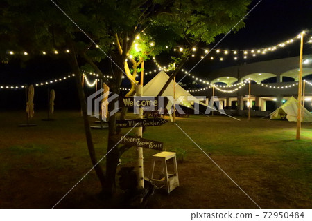 Glitter night glamping Glitter night glamping 72950484