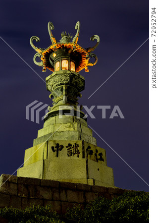Marugame Port Tasuke Lantern 72952794