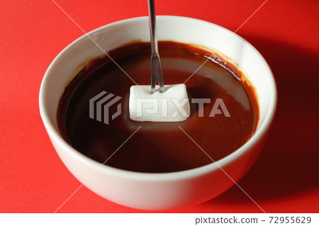 Chocolate fondue marshmallow Chocolate fondue marshmallow 72955629