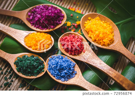 Image material of bath salts bath salts 72956874
