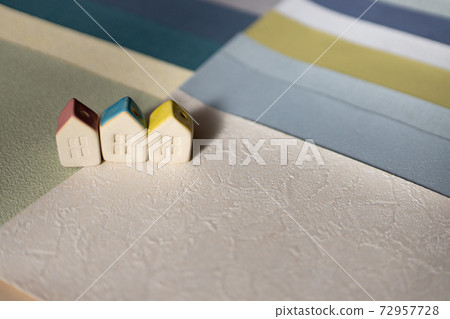 Small house and wallpaper sample Small house and wallpaper sample 72957728
