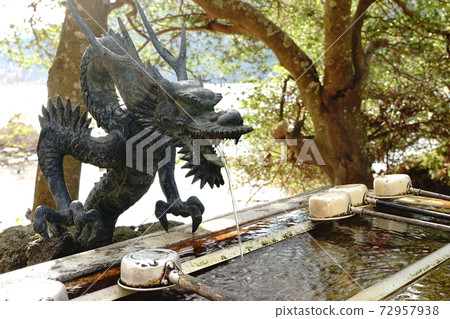 Kowloon Shrine Hongu Hakone Lake Ashi Kowloon Kyuryu Kuzuryu Torii 72957938