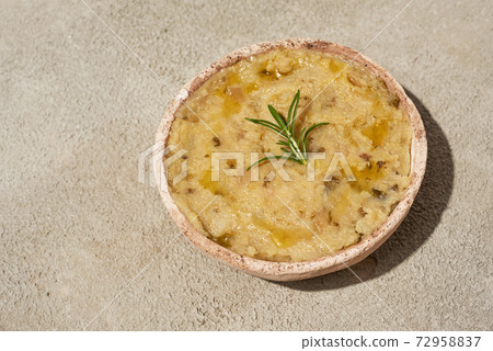 trinxat de la cerdanya, dish of catalonia, spain 72958837