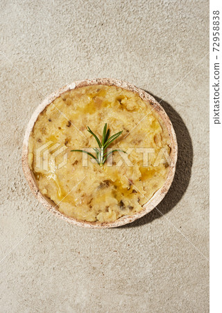 trinxat de la cerdanya, dish of catalonia, spain 72958838