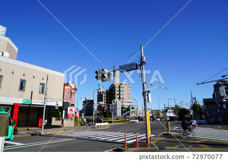 都營大江戶線練馬春日町站前交叉路口 72970077