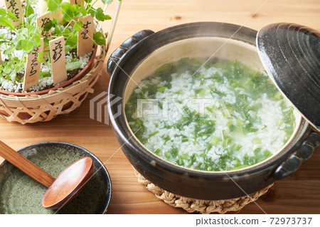 七種草藥和七種草藥的春天 72973737