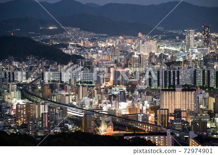 從三木山看廣島市容的夜景 72974901