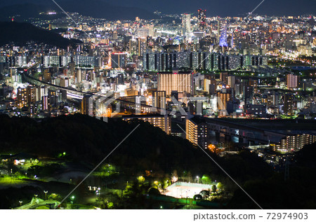 從三木山看廣島市容的夜景 72974903