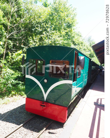 Mobile dolly at Iguazu Falls (Argentina side) 72978628