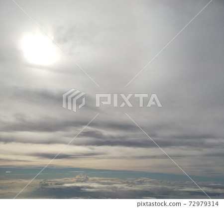 雲層上方的美景 72979314