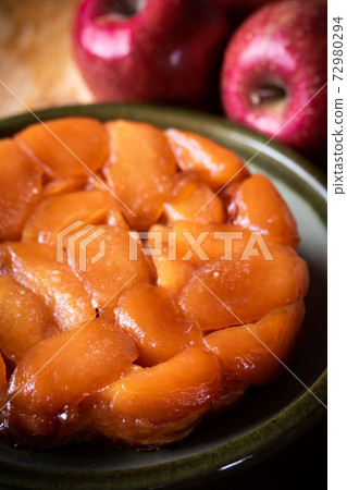Apple sweets, homemade tarte tatin 72980294