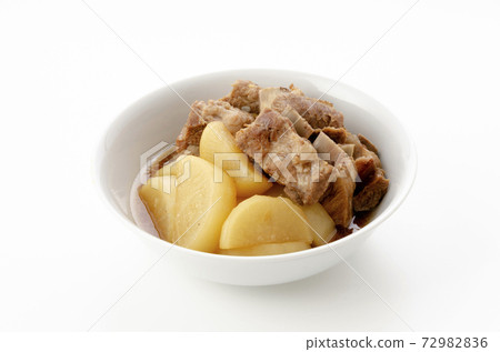 水煮蘿蔔和排骨 72982836