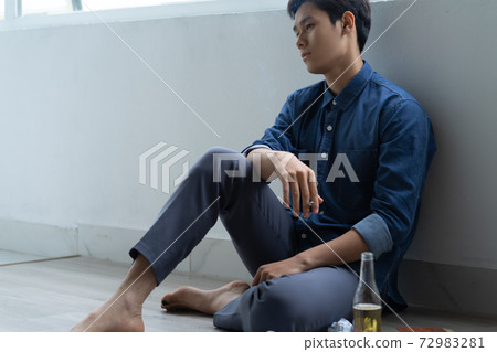 Man sadness, writer 72983281