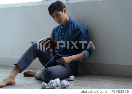 Man sadness, writer 72983296