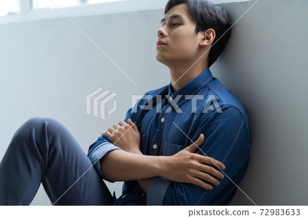 Man sadness Man sadness 72983633