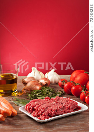 Ingredients for the Bolognese sauce. Typical Italian dish. Ingredients for the Bolognese sauce. Typical Italian dish. 72984258