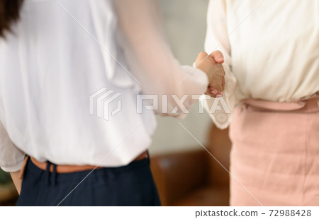  企業形象 72988428