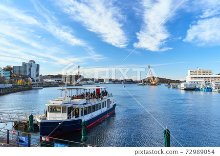Yokosuka Port and sightseeing boat 72989054
