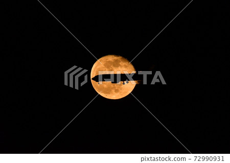 Moon and plane Moon and plane 72990931
