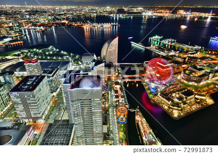 從橫濱地標塔的夜景 72991873