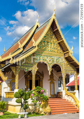 Buddhists temple in Chiang Mai 72995439